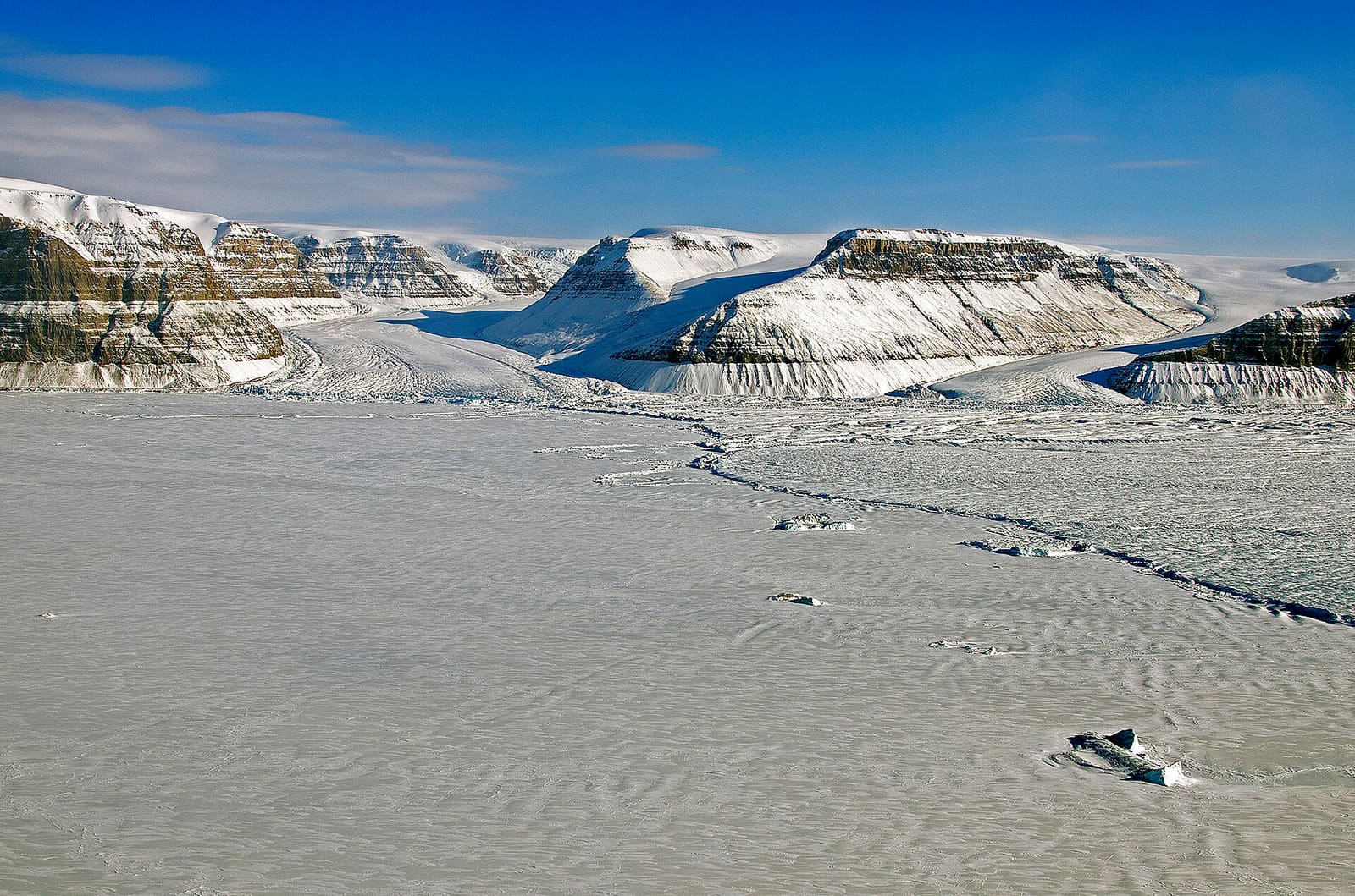 The front of Petermann Glacier in northern Greenland